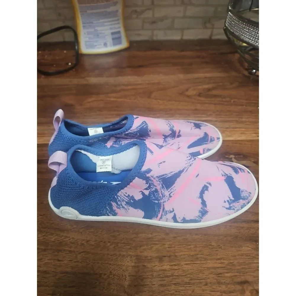 Speedo Junior M Water Shoes, Worn Once‎